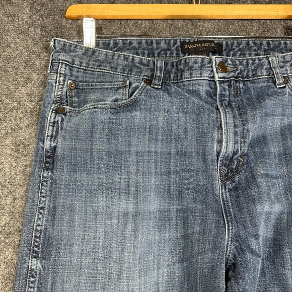Banana Republic Jeans Mens 33 Medium Wash Cotton Stretch Straight Leg Pockets - Picture 4 of 8